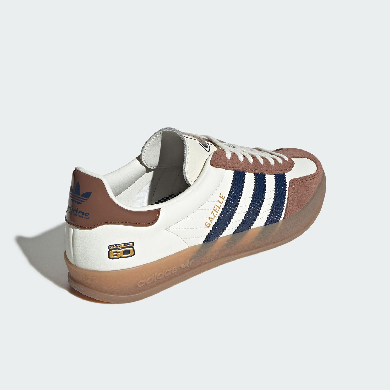 รองเท้าผ้าใบ Adidas Clover ของ - Running Gear Adidas บทวิจารณ์และราคา