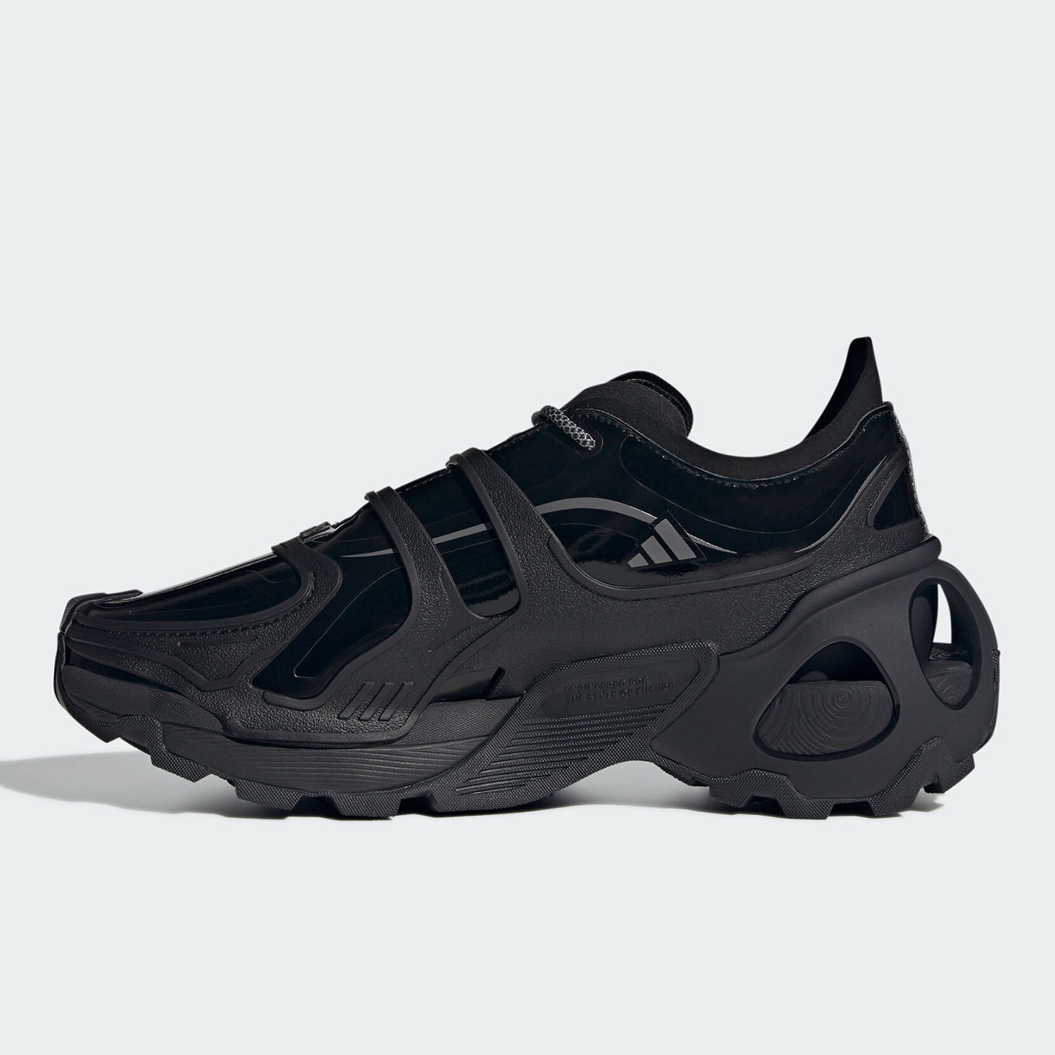 อาดิดาสรองเท้าวิ่งน้ำหนักเบาสำ - Running Gear Adidas บทวิจารณ์และราคา