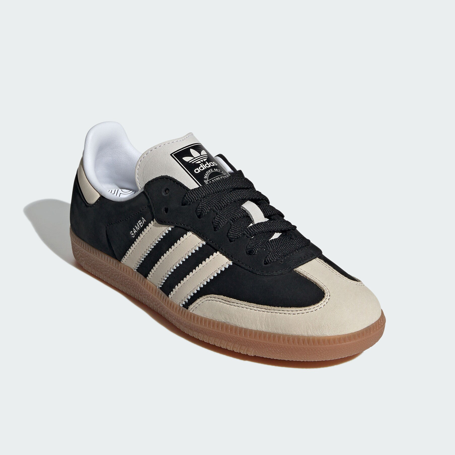 Adidas รองเท้ากีฬาและรองเท้าพั - Running Gear Adidas บทวิจารณ์และราคา
